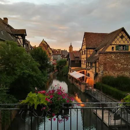 Ferienwohnung La Cour De Berthe Ouest Colmar Exterior foto